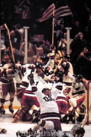 1980 US Olympic Hockey Victory   0278