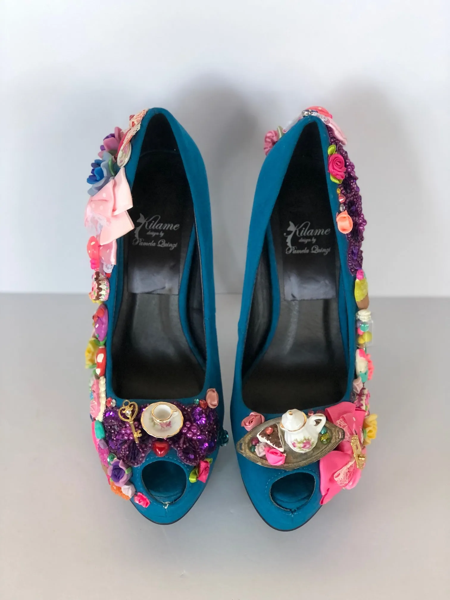 Alice pump Limited Edition Size EU 36/ USA 6