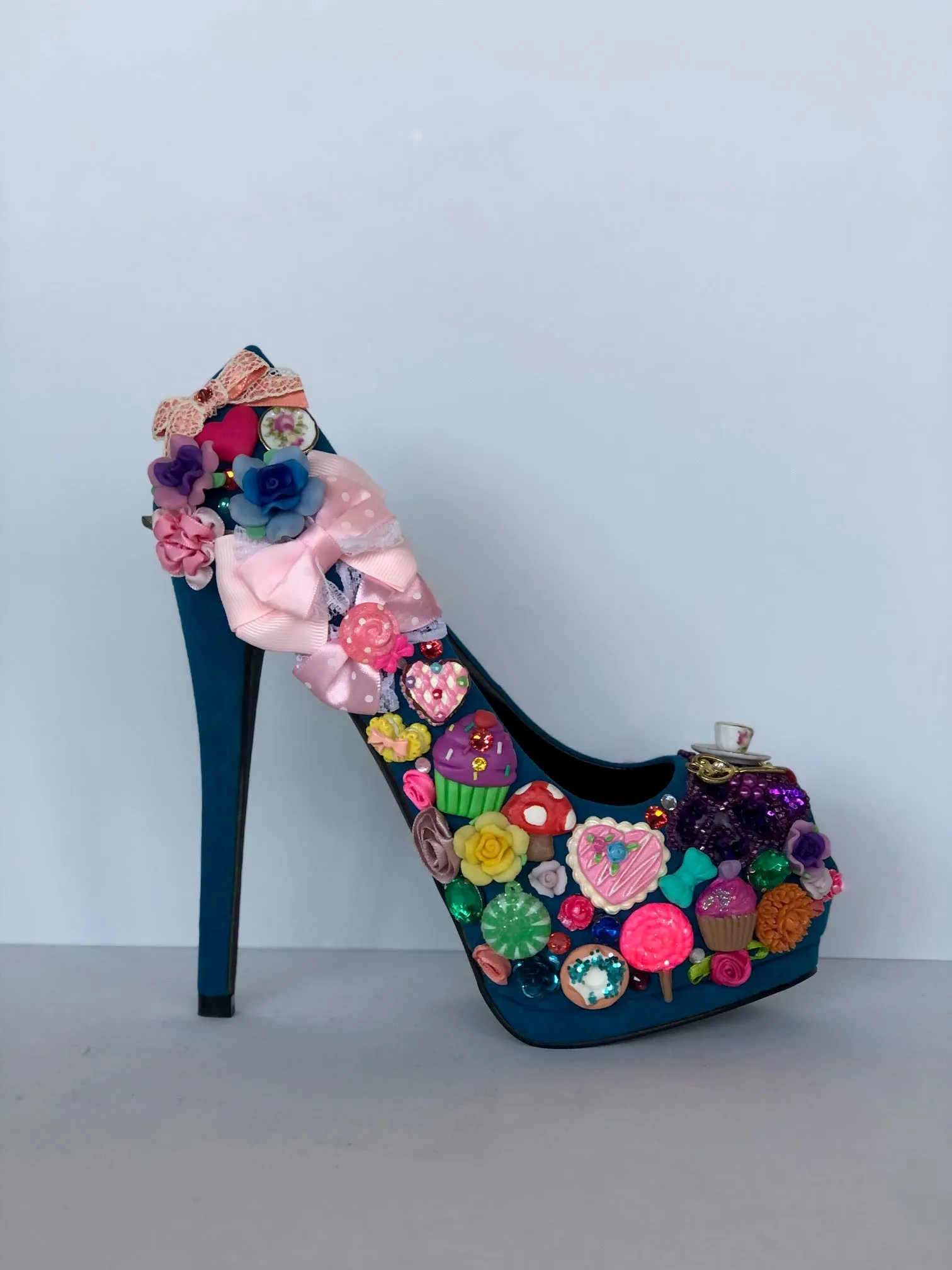 Alice pump Limited Edition Size EU 36/ USA 6