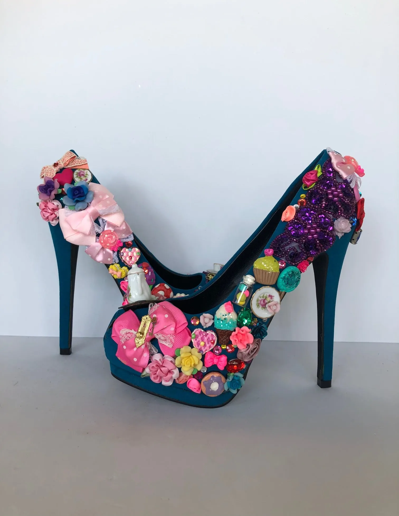Alice pump Limited Edition Size EU 36/ USA 6