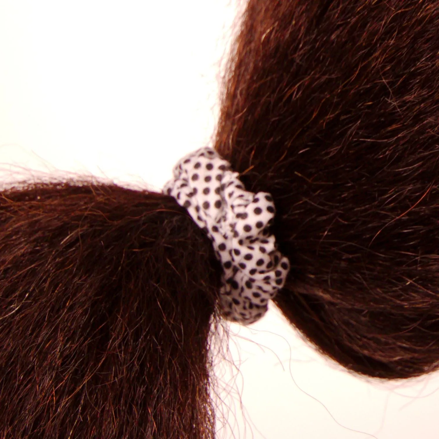 Amelia Beauty, White/Black Stripe Jersey Scrunchies, 2.25in Diameter, Gentle on Hair, Strong Hold, No Snag, No Dents or Creases. 12 Pack