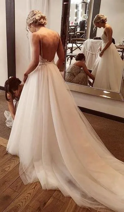 Backless Lace/Tulle Beach Wedding Dress Fashion Bridal Gown TN205