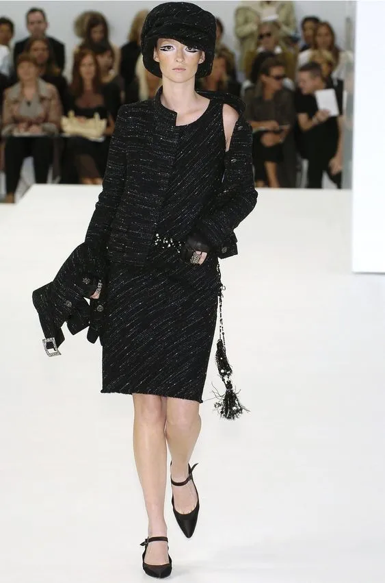 Chic Fall 2004 Chanel by Karl Lagerfeld Haute Couture Black & White Boucle Runway Dress & Jacket