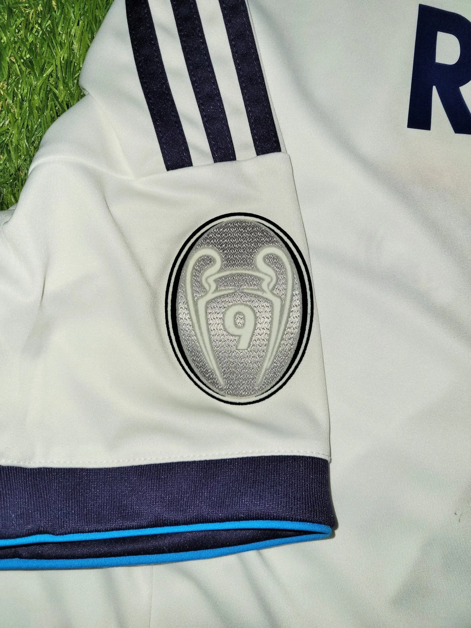 Cristiano Ronaldo Real Madrid 2012 2013 UEFA Soccer Jersey Shirt L SKU# W41768