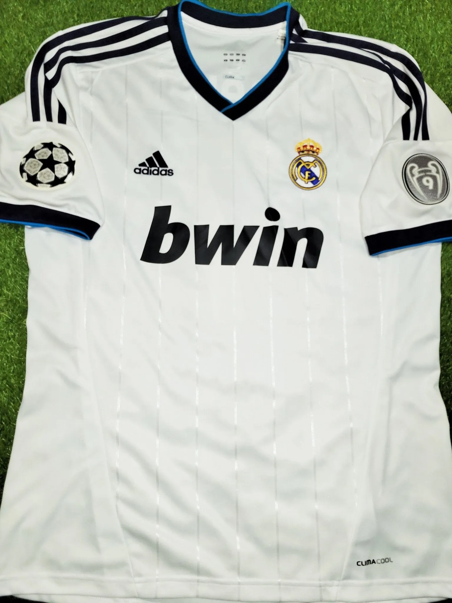 Cristiano Ronaldo Real Madrid 2012 2013 UEFA Soccer Jersey Shirt L SKU# W41768
