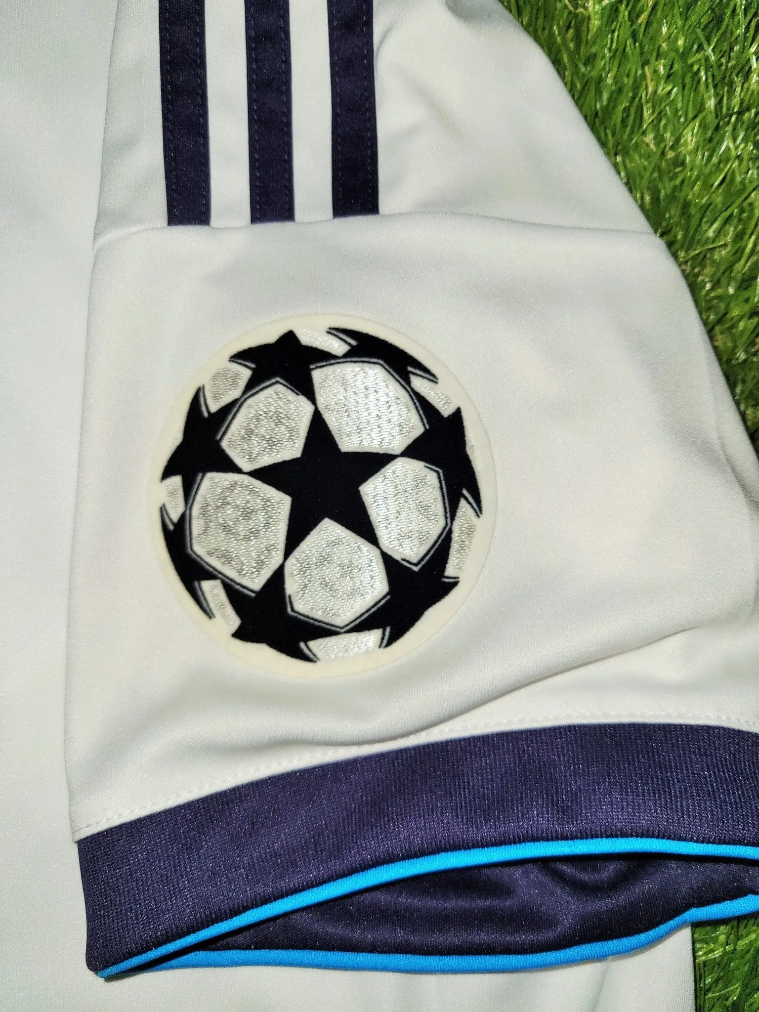 Cristiano Ronaldo Real Madrid 2012 2013 UEFA Soccer Jersey Shirt L SKU# W41768