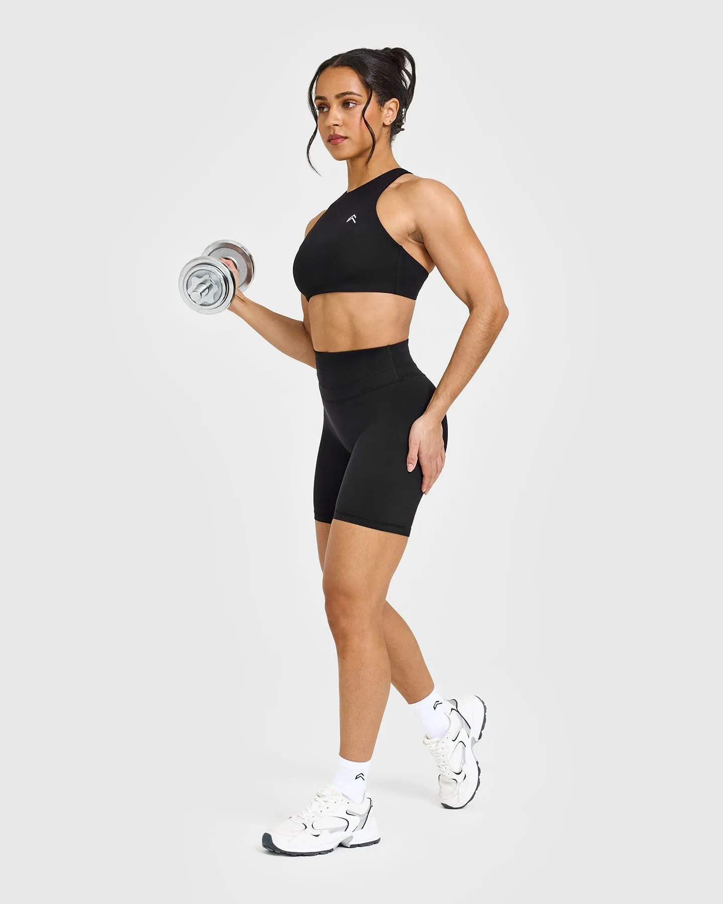 EasyLift™ High Neck Sports Bra | Black