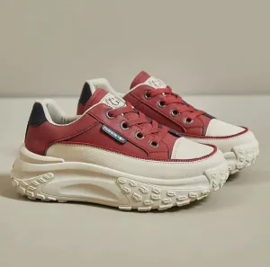 Fashionable orthopedic shoes for women