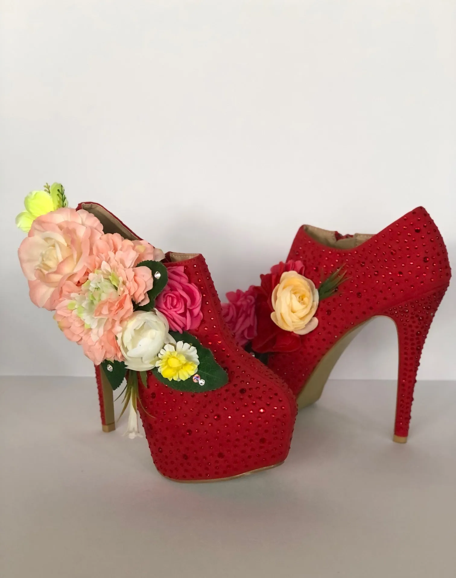 Flores Boots Size EU 39/ USA 9