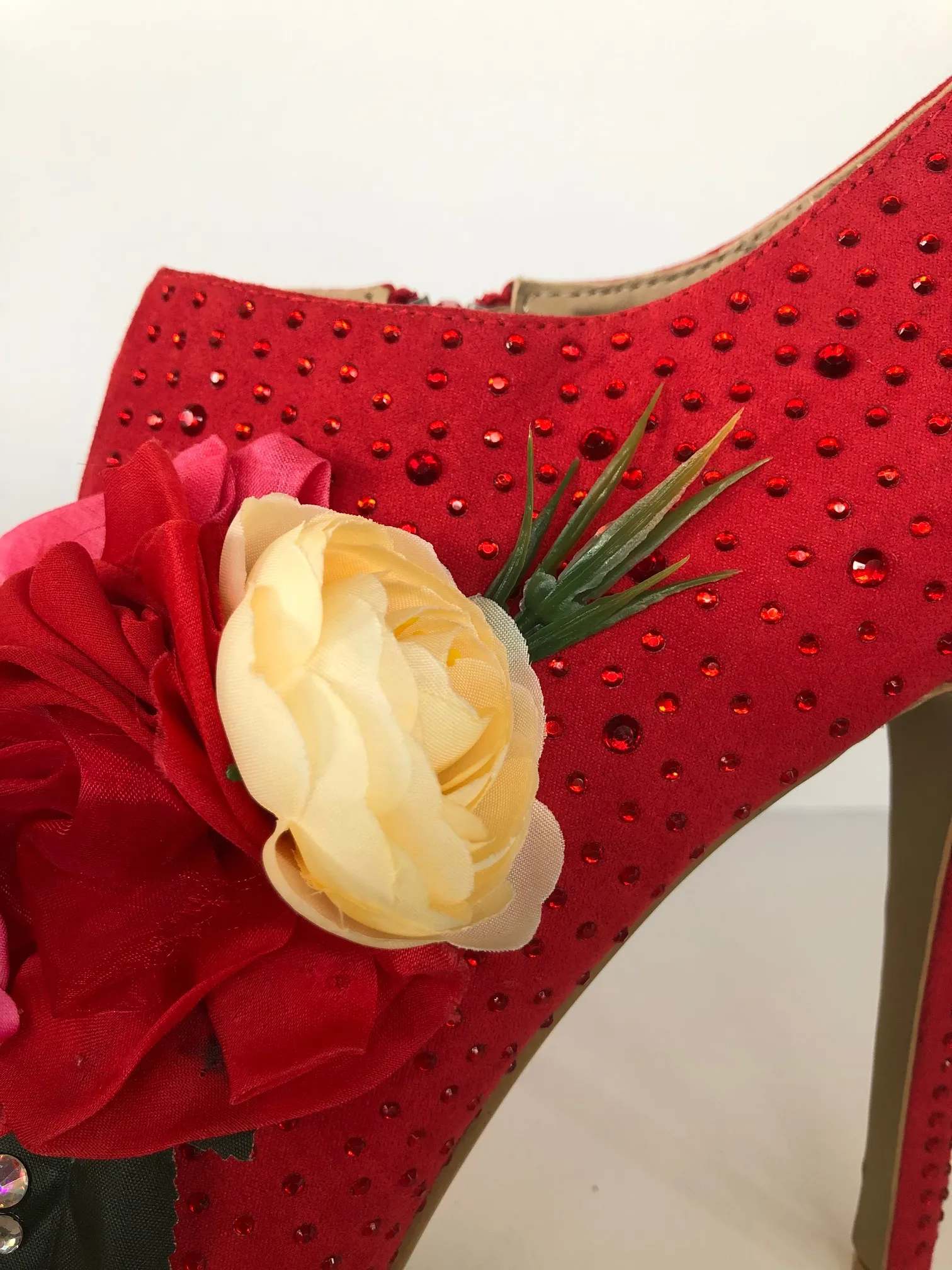 Flores Boots Size EU 39/ USA 9