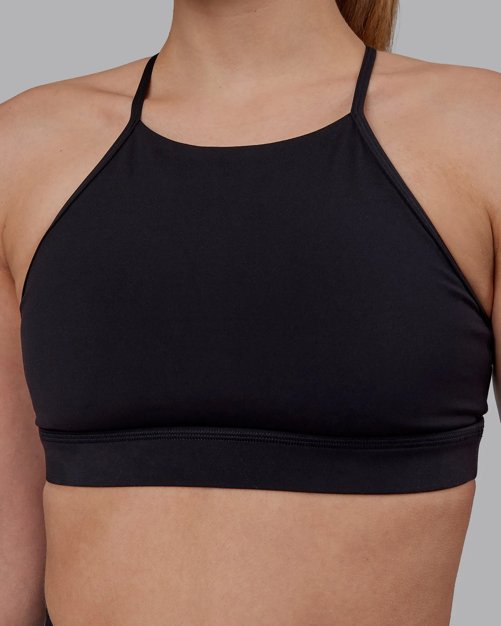 Lift High Neck Sports Bra - Black