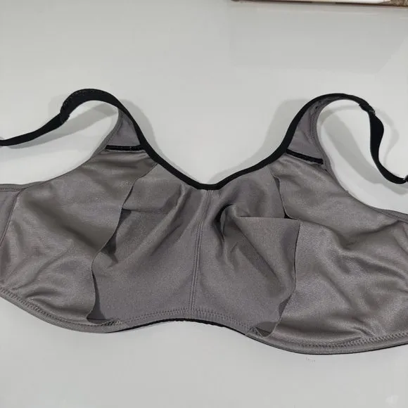 NEW $79 Chantelle [‎ 32DDDD ] Everyday High Support Underwire Sports Bra Black