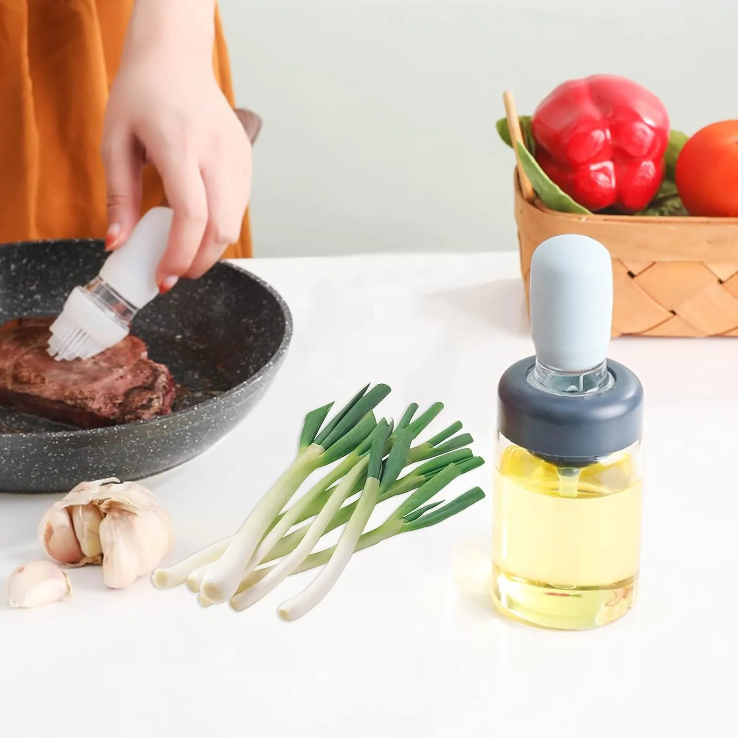 NEW Olive Oil Dispenser Bottle, Oil Bottle for Cooking - Oil Decanter 2 in 1 Design Avoiding Waste and Spills, Heat-Resistant for Oil Marinade, Honey, Meat, Pastry Bairong, Blue