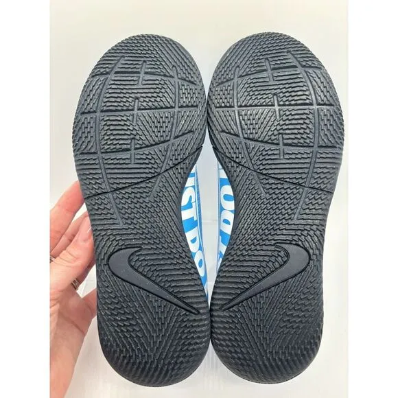 Nike‎ Youth Size 6 Mercurial Vapor 13 Blue White Indoor Soccer Shoes  AT7993-414