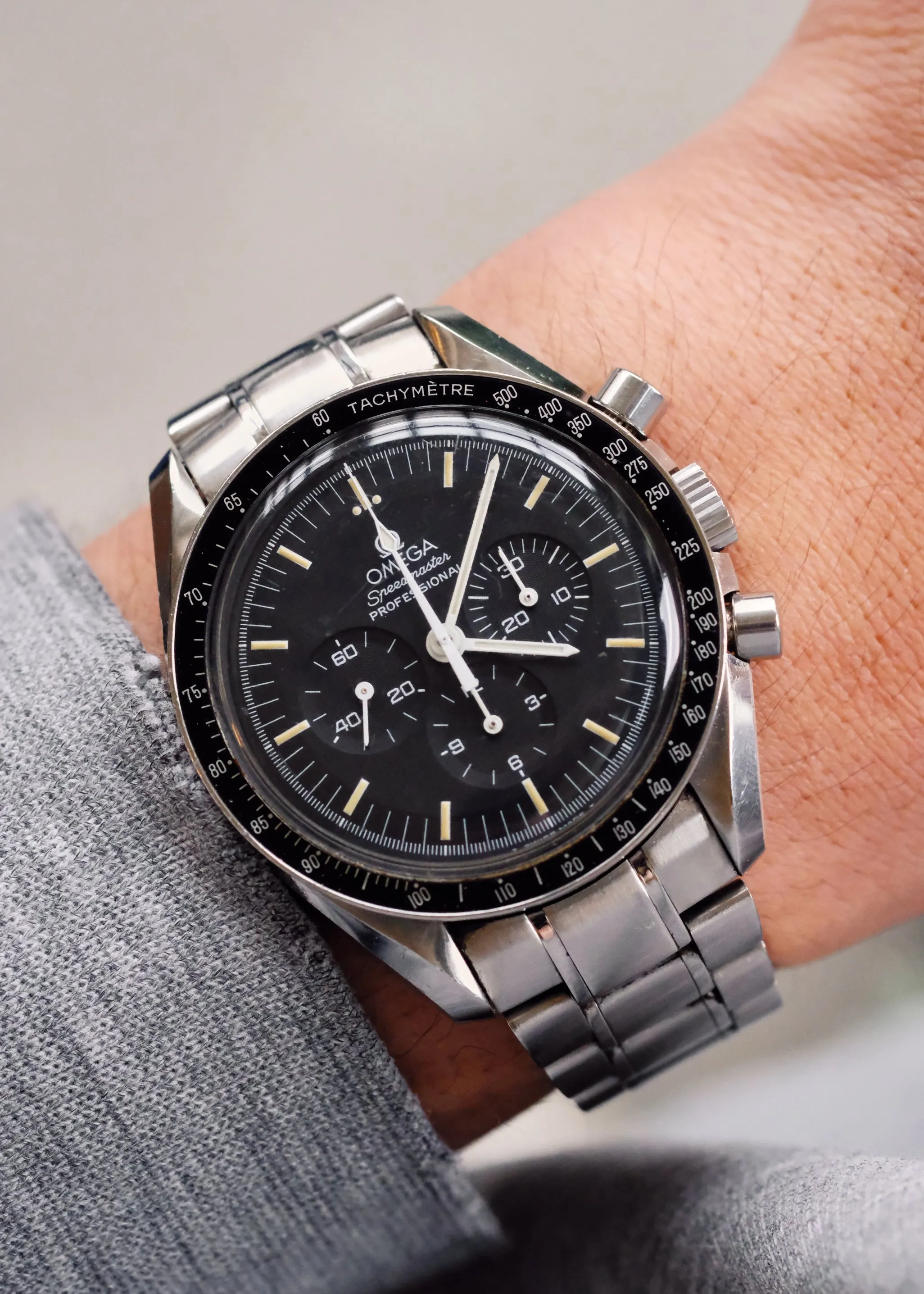 Omega Speedmaster Gilt Movement 3572.50 w/Card - 1996