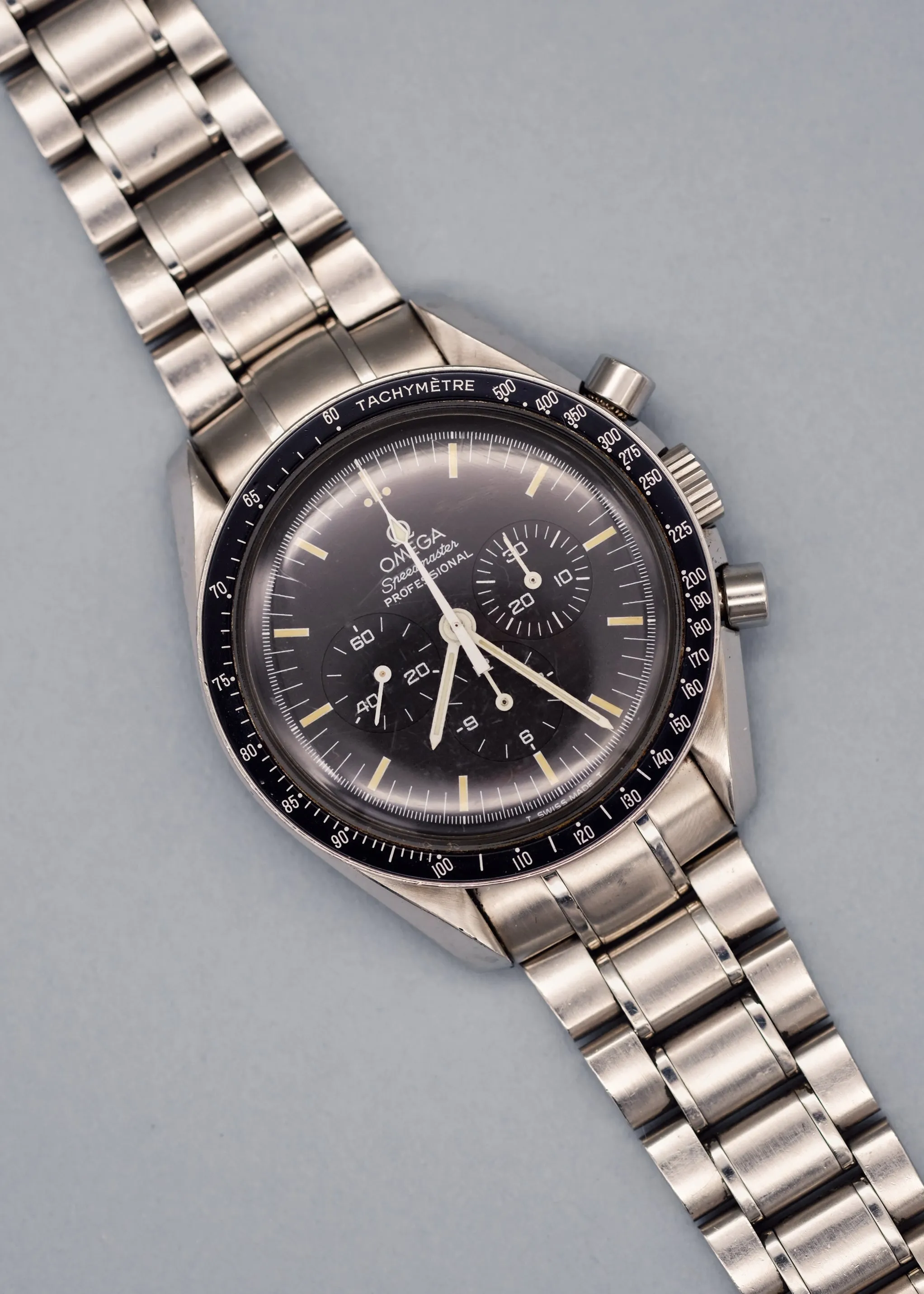 Omega Speedmaster Gilt Movement 3572.50 w/Card - 1996