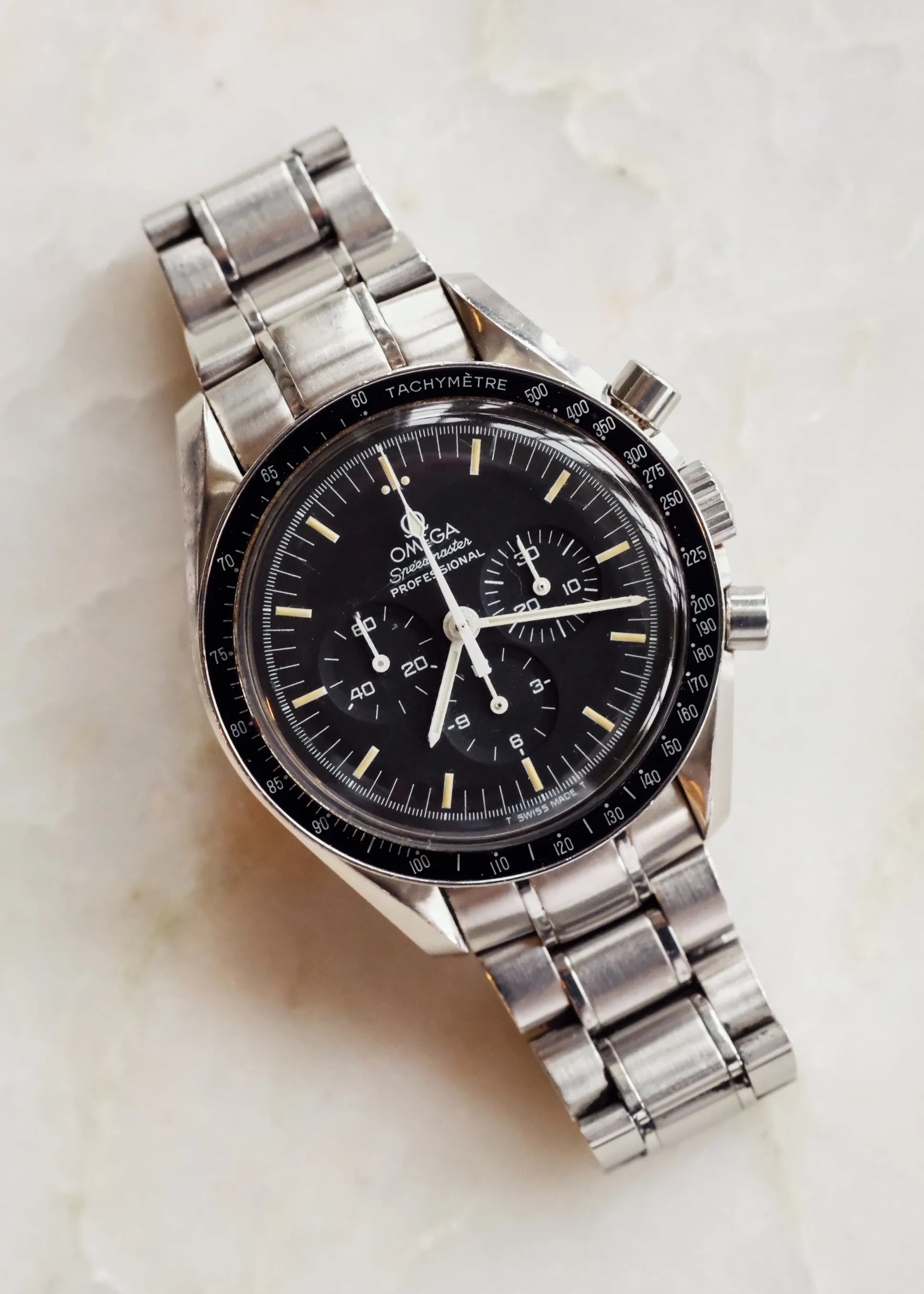 Omega Speedmaster Gilt Movement 3572.50 w/Card - 1996
