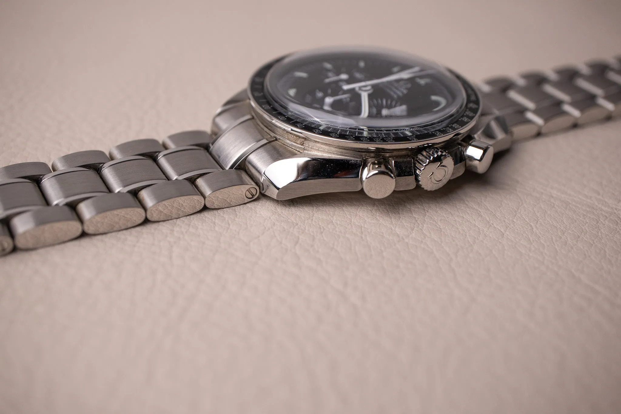 Omega Speedmaster Hesalite 311.30.42.30.01.005