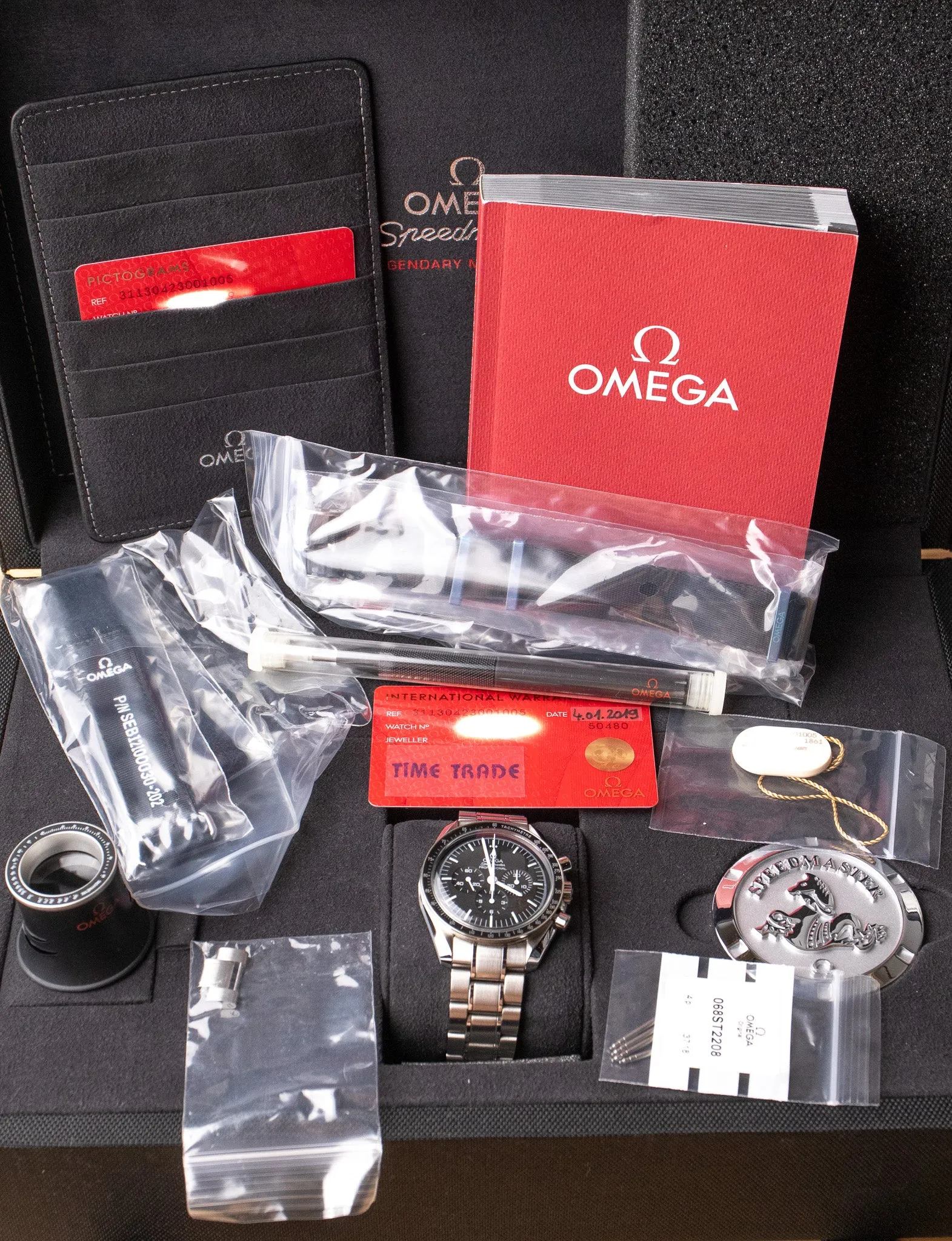 Omega Speedmaster Hesalite 311.30.42.30.01.005