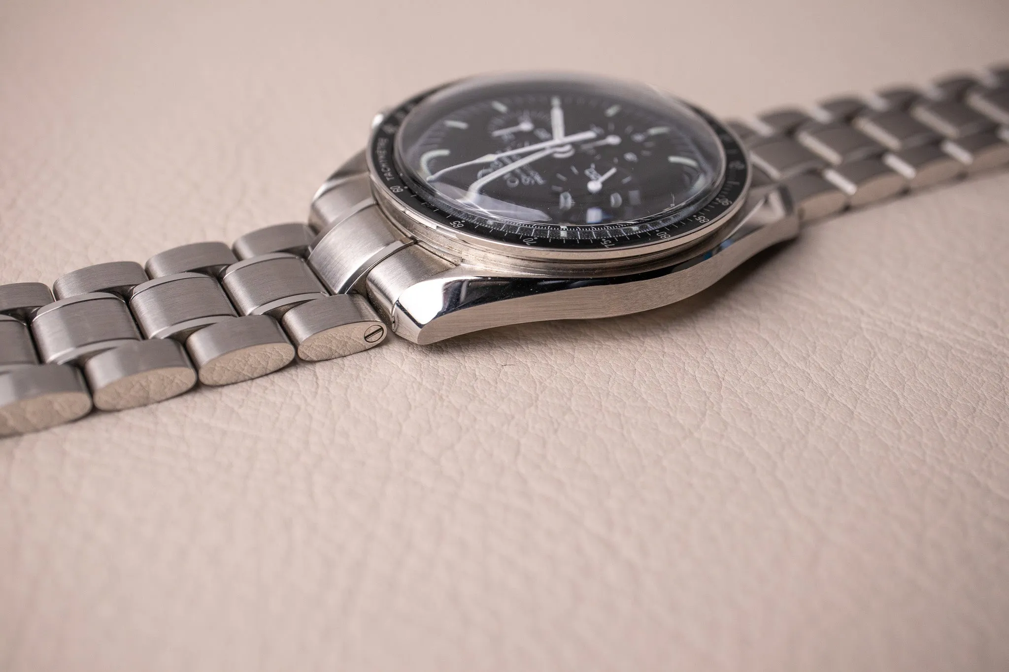 Omega Speedmaster Hesalite 311.30.42.30.01.005