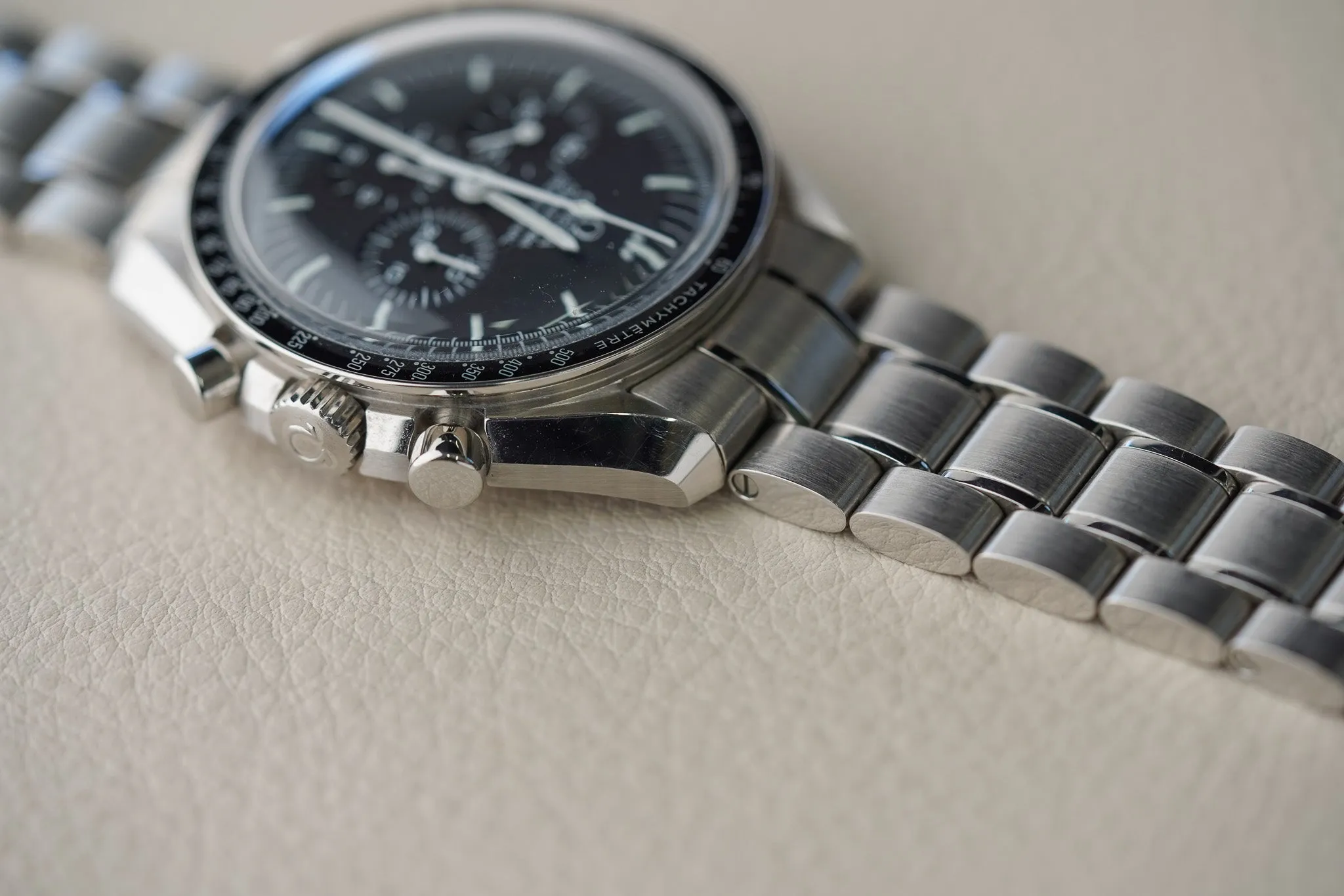 Omega Speedmaster Hesalite Moonwatch 311.30.42.30.01.005