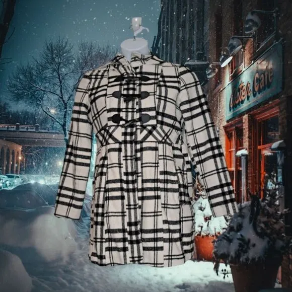 Paris Blues Women's Hooded Pea Coat Size L Black &amp; White Plaid Toggle Closure