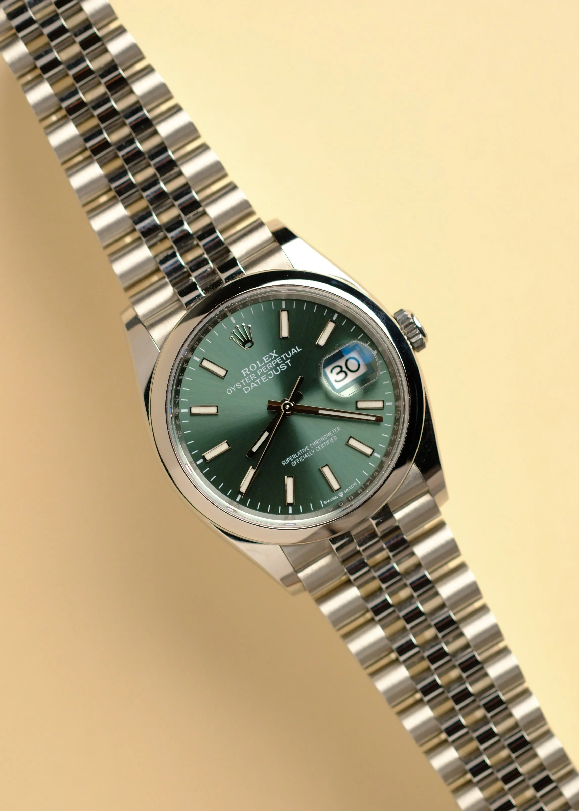 Rolex Datejust 126200 Mint Green Dial Complete - 2022