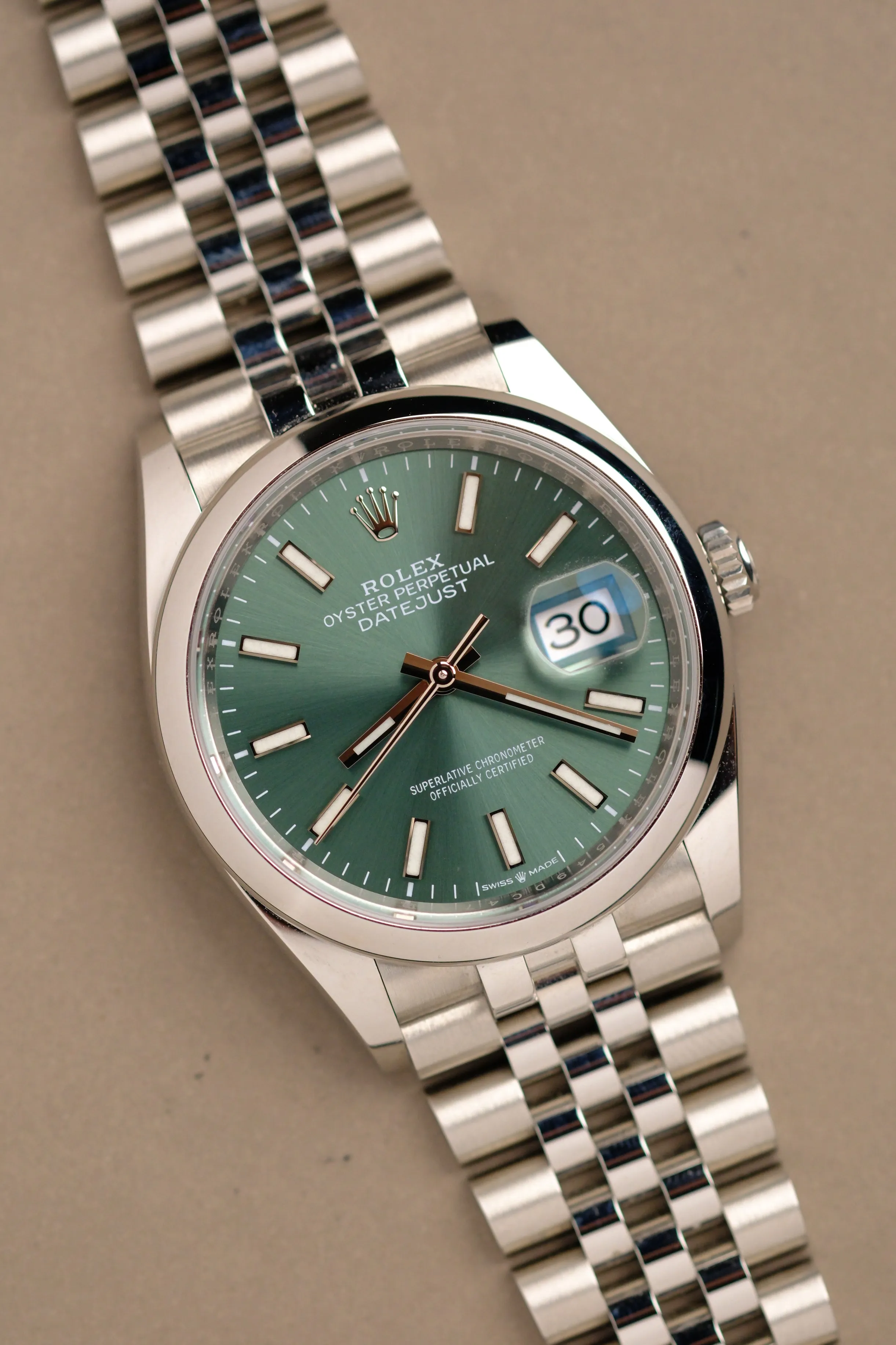 Rolex Datejust 126200 Mint Green Dial Complete - 2022