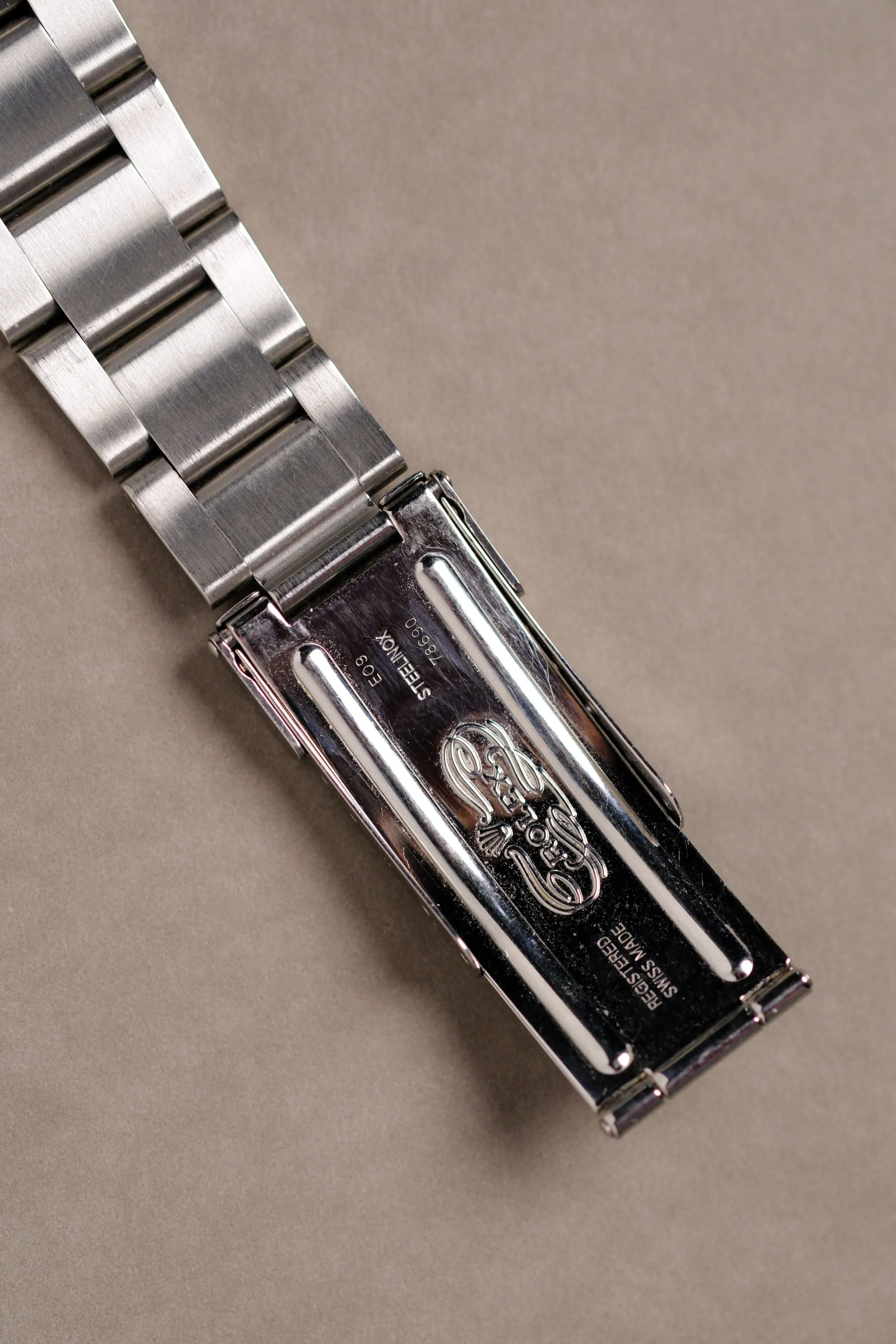 Rolex Explorer i 114270 'Engraved Rehaut' - 2008/9