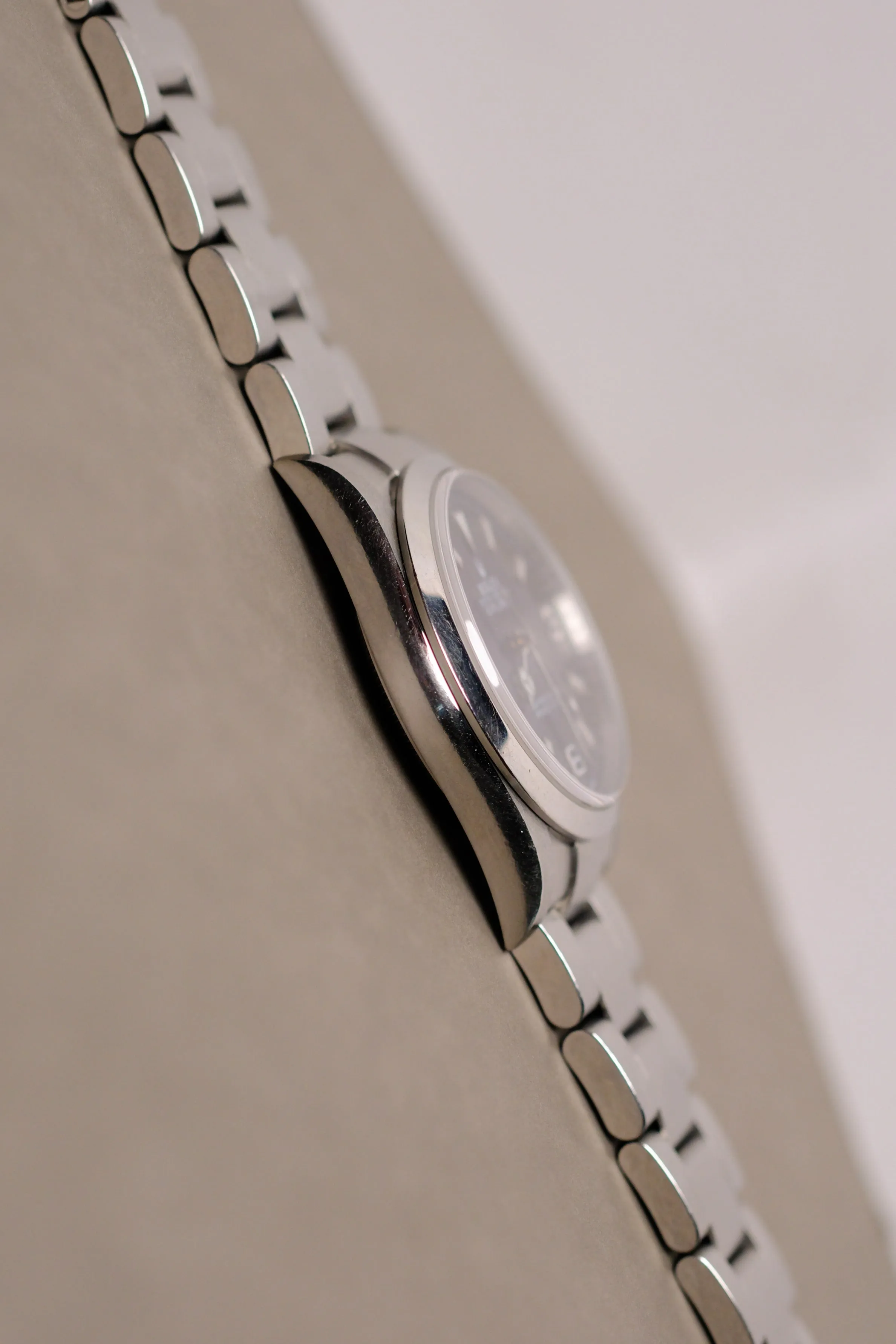 Rolex Explorer i 114270 'Engraved Rehaut' - 2008/9