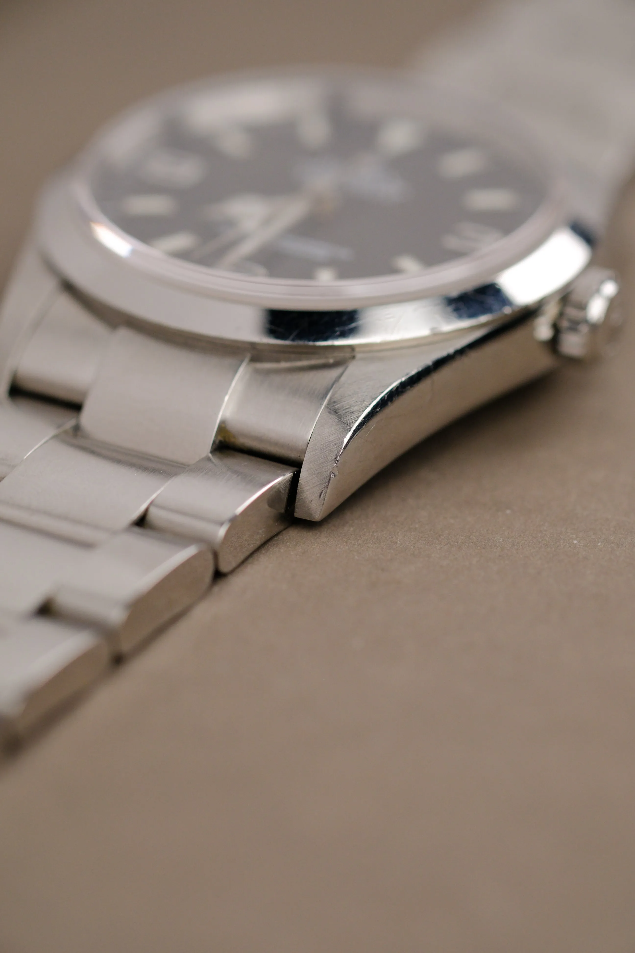 Rolex Explorer i 114270 w/ Hang Tag - 2003