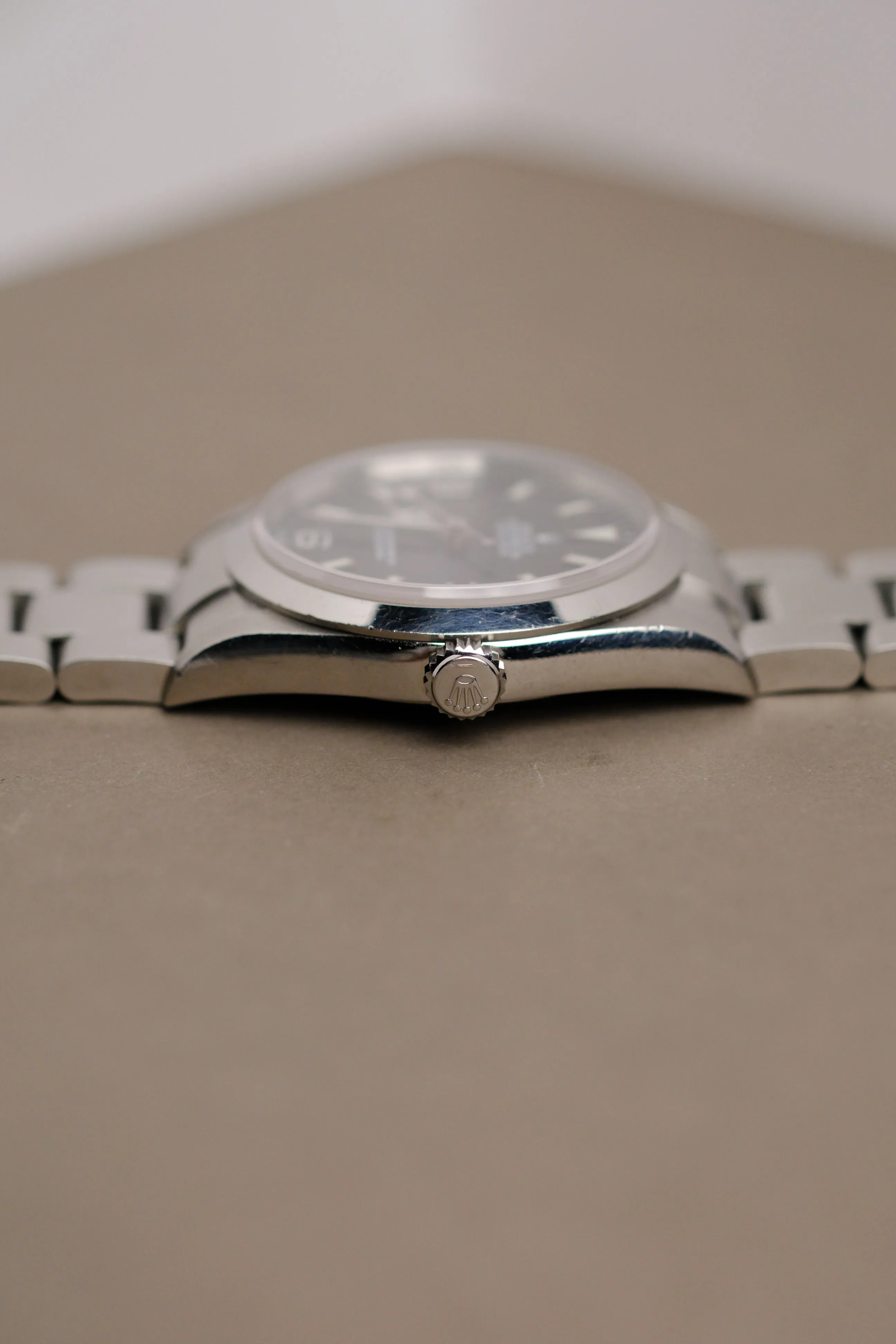 Rolex Explorer i 114270 w/ Hang Tag - 2003