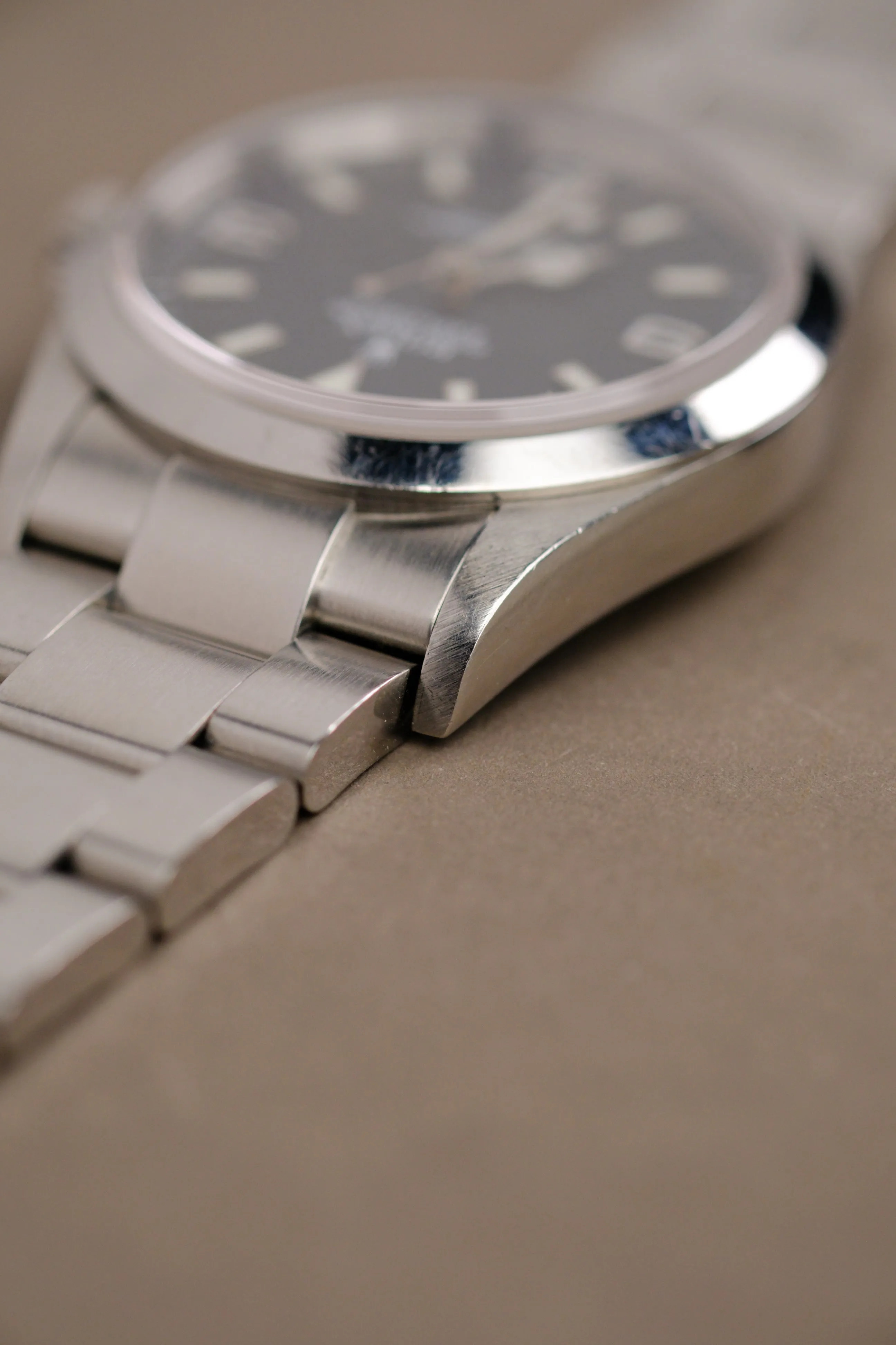 Rolex Explorer i 114270 w/ Hang Tag - 2003
