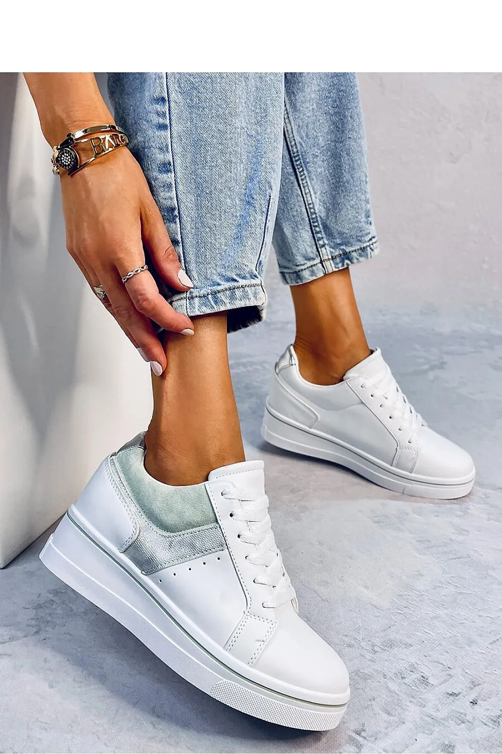 Sport Shoes