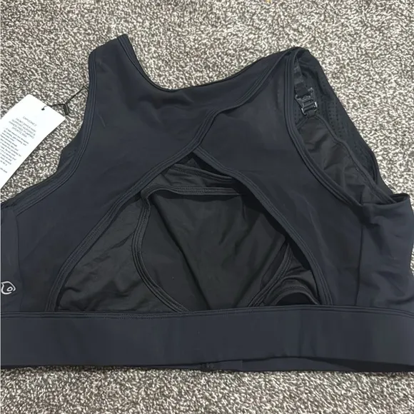 Sweat and milk High support pumping/sports bra