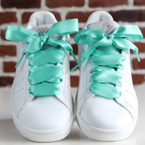 Turquoise satin laces