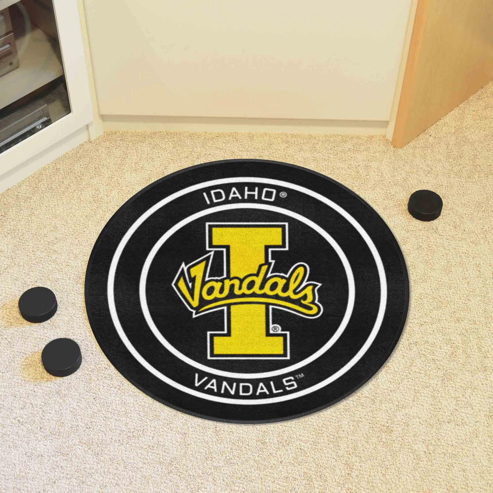 University of Idaho Puck Mat