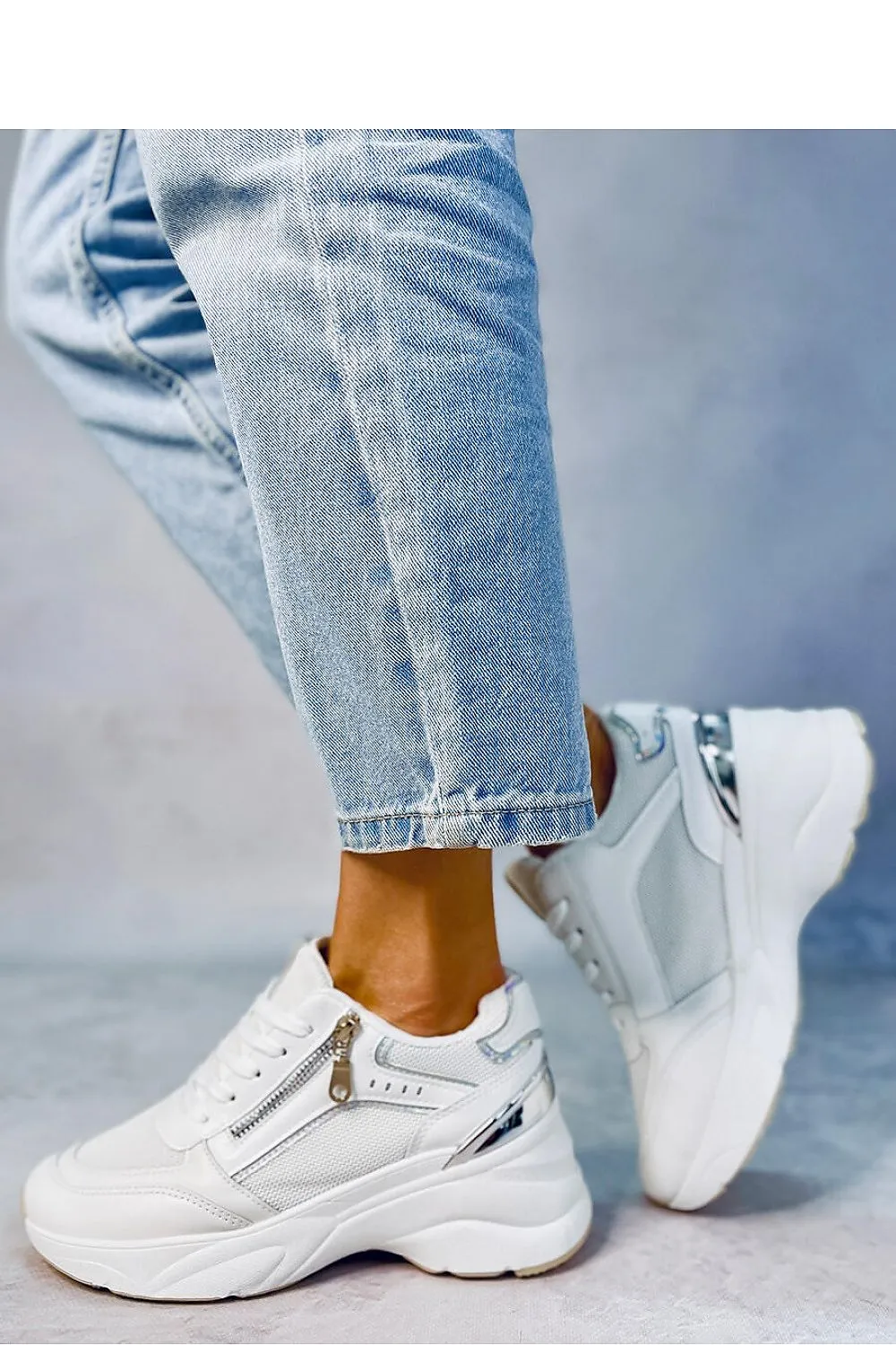 Wedge heel sneakers
